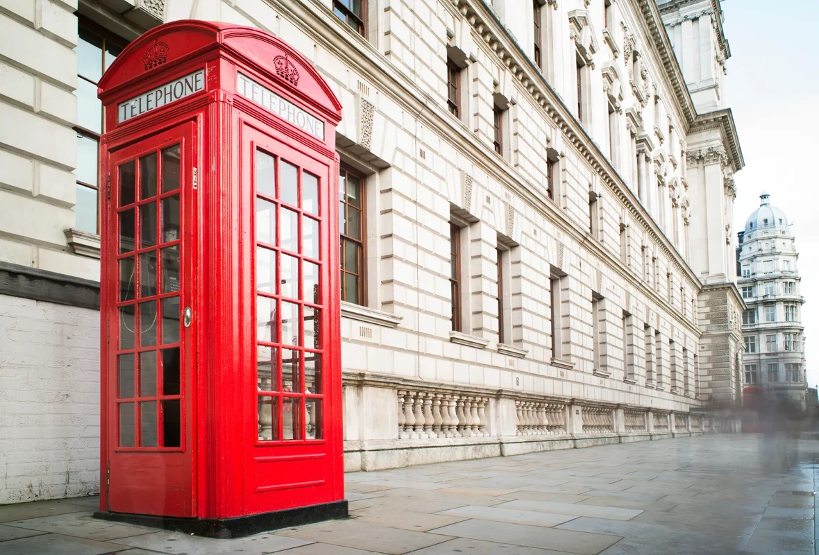Should You Put Your Phone Number On Your Website?